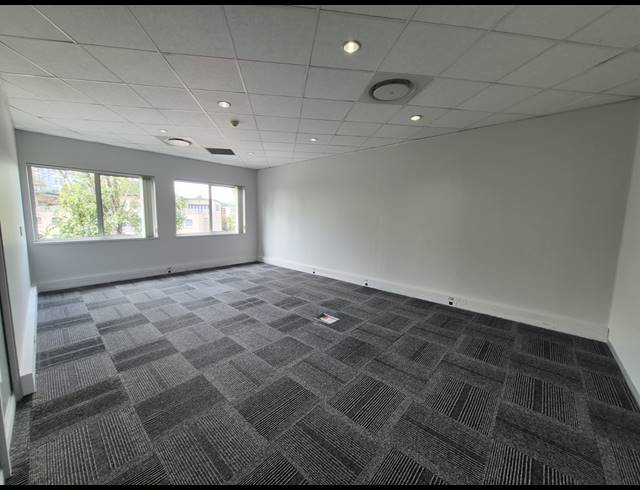 296M² OFFICE TO LET IN SANDTON CENTRAL